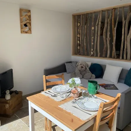 Vakantiehuis Le Dolmen, Charme Sport Et Detente Saint-Chels