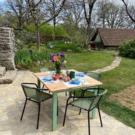 Le Dolmen, Charme Sport Et Detente Vakantiehuis *