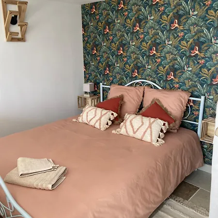 Vakantiehuis Le Dolmen, Charme Sport Et Detente