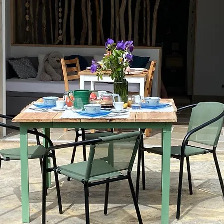 Le Dolmen, Charme Sport Et Detente