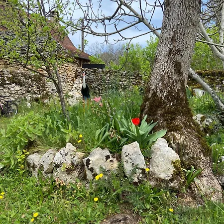 Le Dolmen, Charme Sport Et Detente