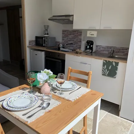 펜션 Le Dolmen, Charme Sport Et Detente *