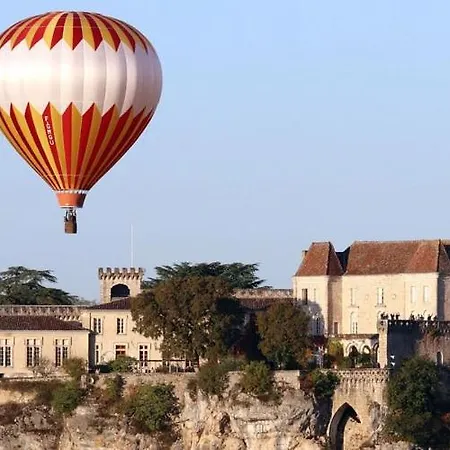 בית נופש Le Dolmen, Charme Sport Et Detente