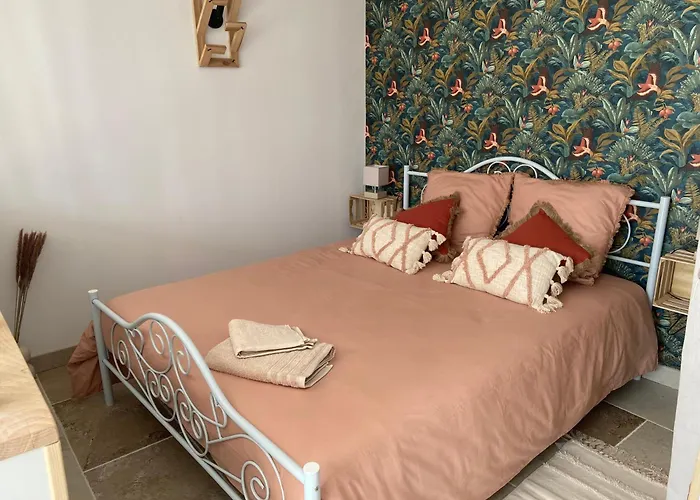 Le Dolmen, Charme Sport Et Detente Holiday home