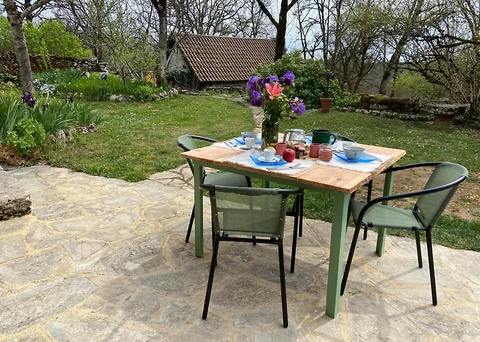 Le Dolmen, Charme Sport Et Detente Saint-Chels