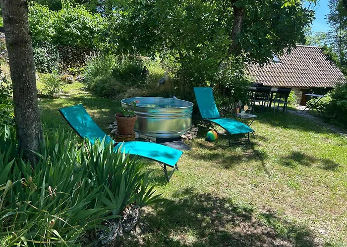 Holiday home Le Dolmen, Charme Sport Et Detente *